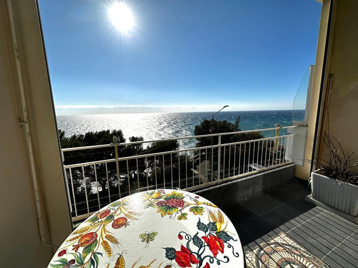 Suite Fronte Mare - Sanremo Exteriör bild