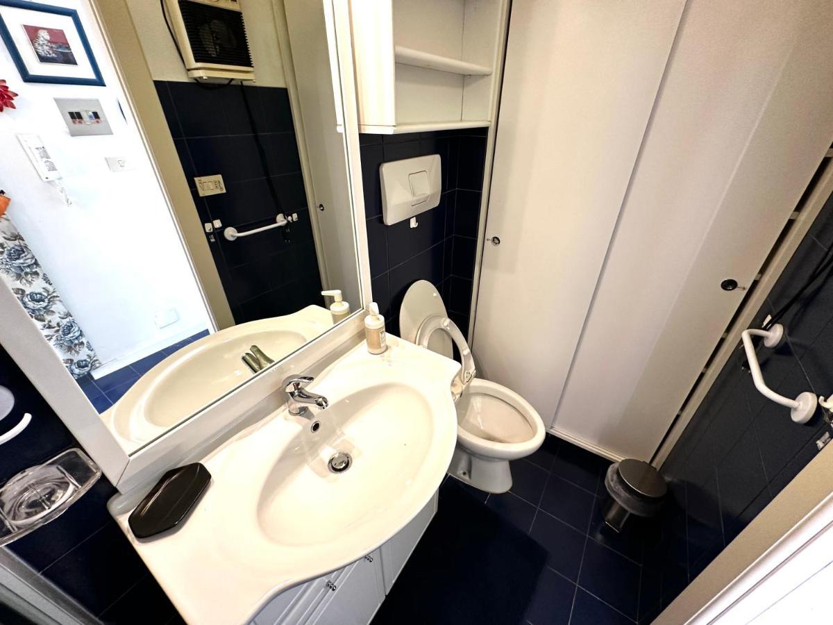 Suite Fronte Mare - Sanremo Exteriör bild